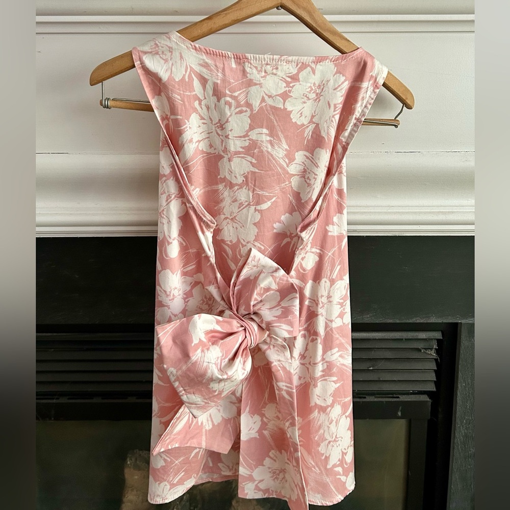 Women’s Pink Floral Tie-Back Blouse